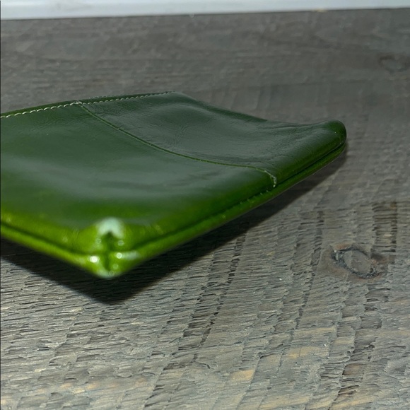 Green Leather Coin Purse Zip Key Ring‎ Silver Heart Zippers - Picture 6 of 9